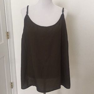 Army green/brown tank